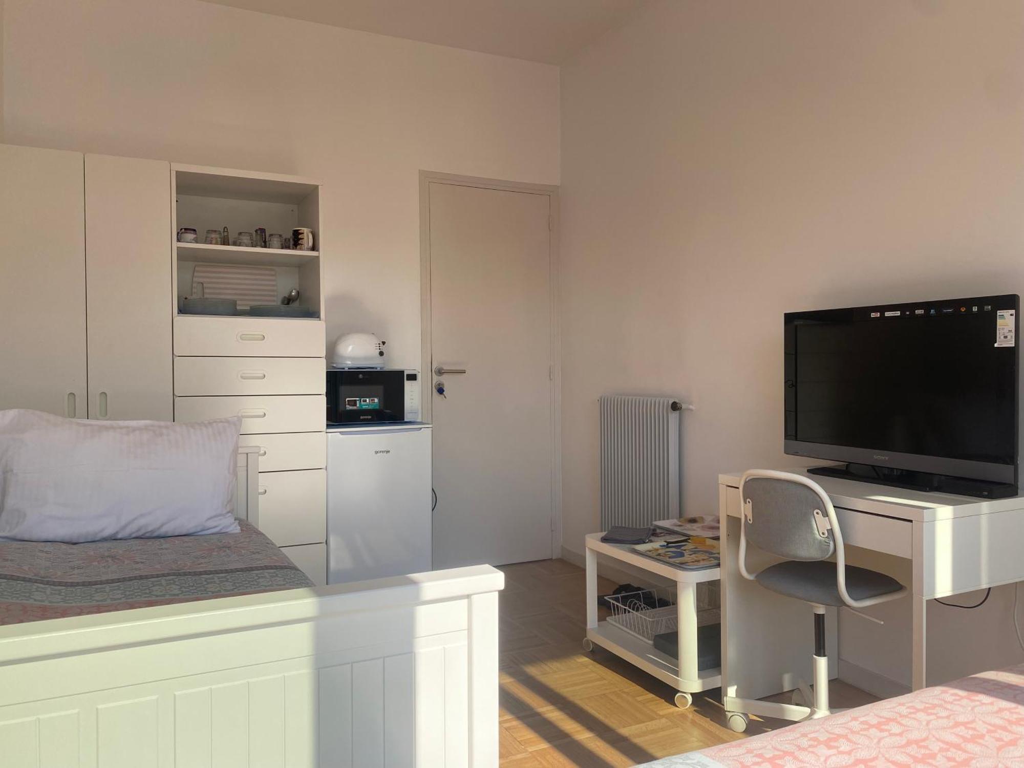Mirela'S Private Room With Key, Ac, Lift & Balcony In The Center Of Nice On The Cote D'Azur Eksteriør billede